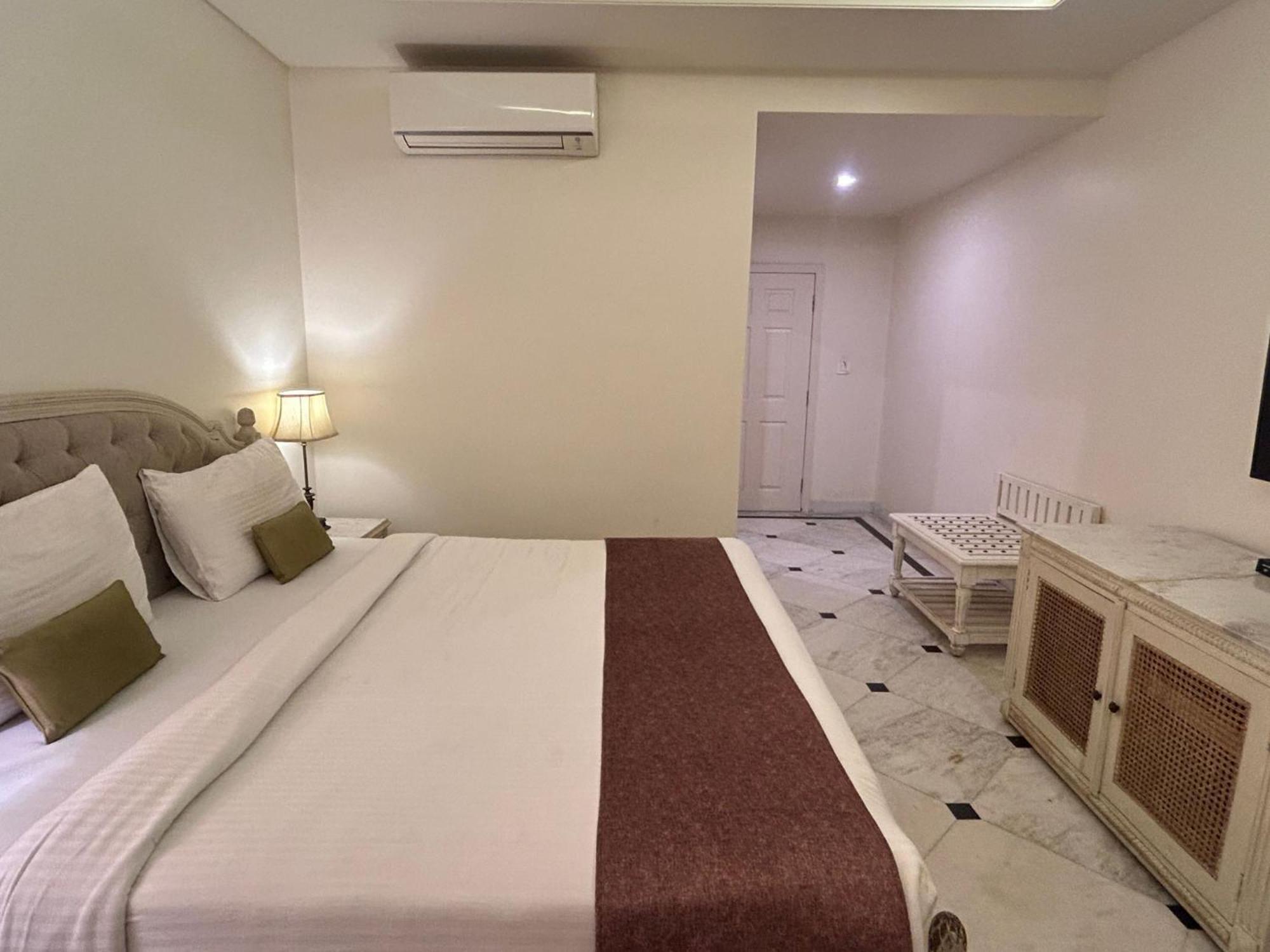 Moustache Select Hotel Udaipur